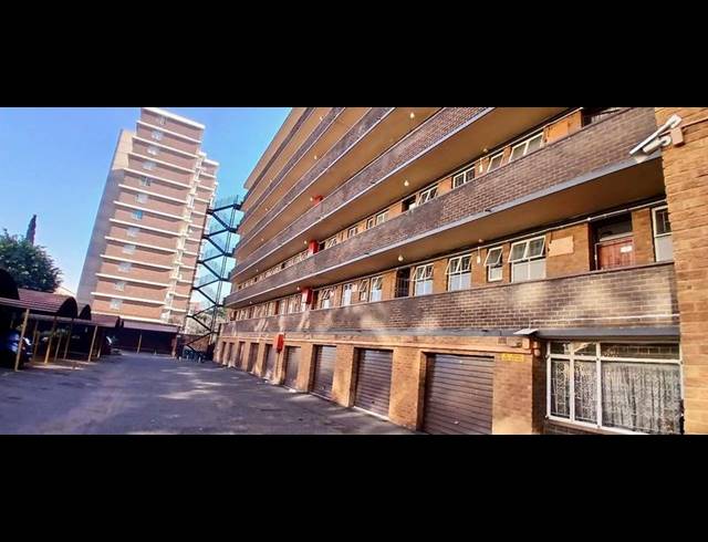 1 BEDROOM APARTMENT FOR SALE IN SUNNYSIDE